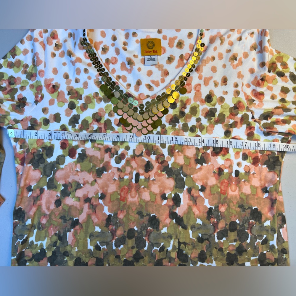 Ruby Rd Abstract Print With Coin Like Embellishme… - image 4